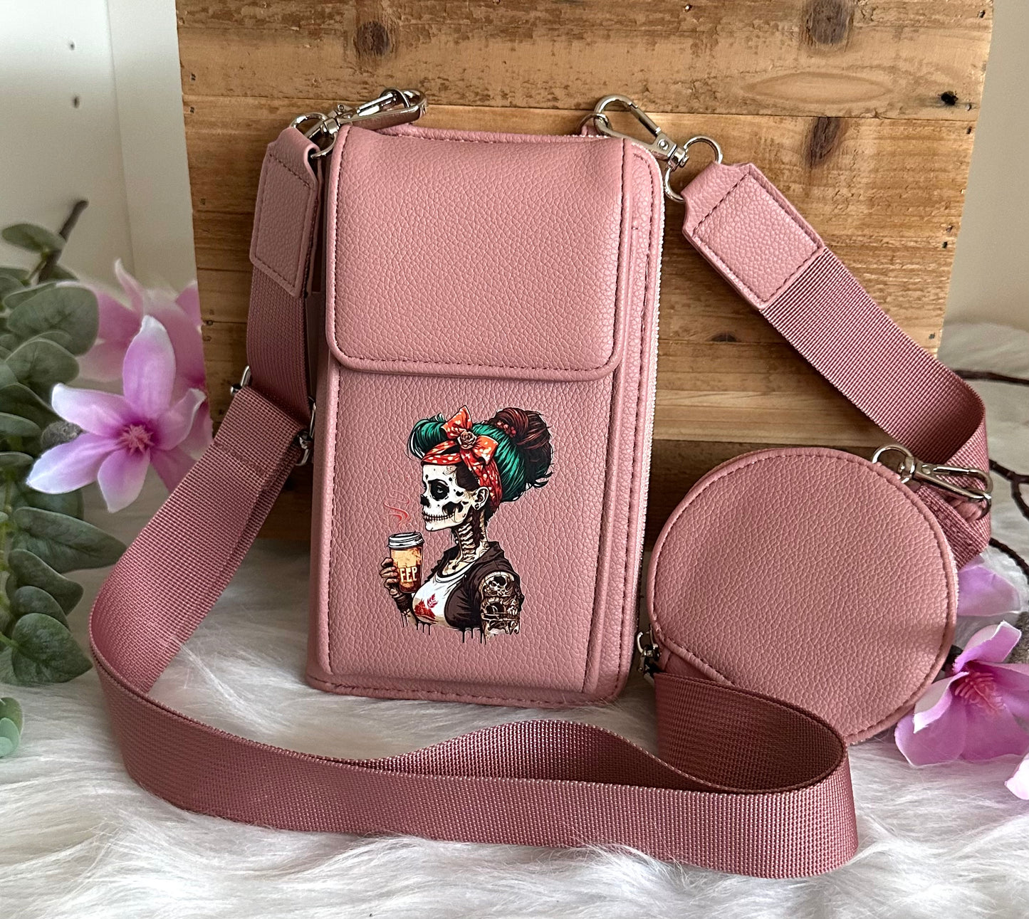 Handy-Bag altrosa mit Skelettfrau