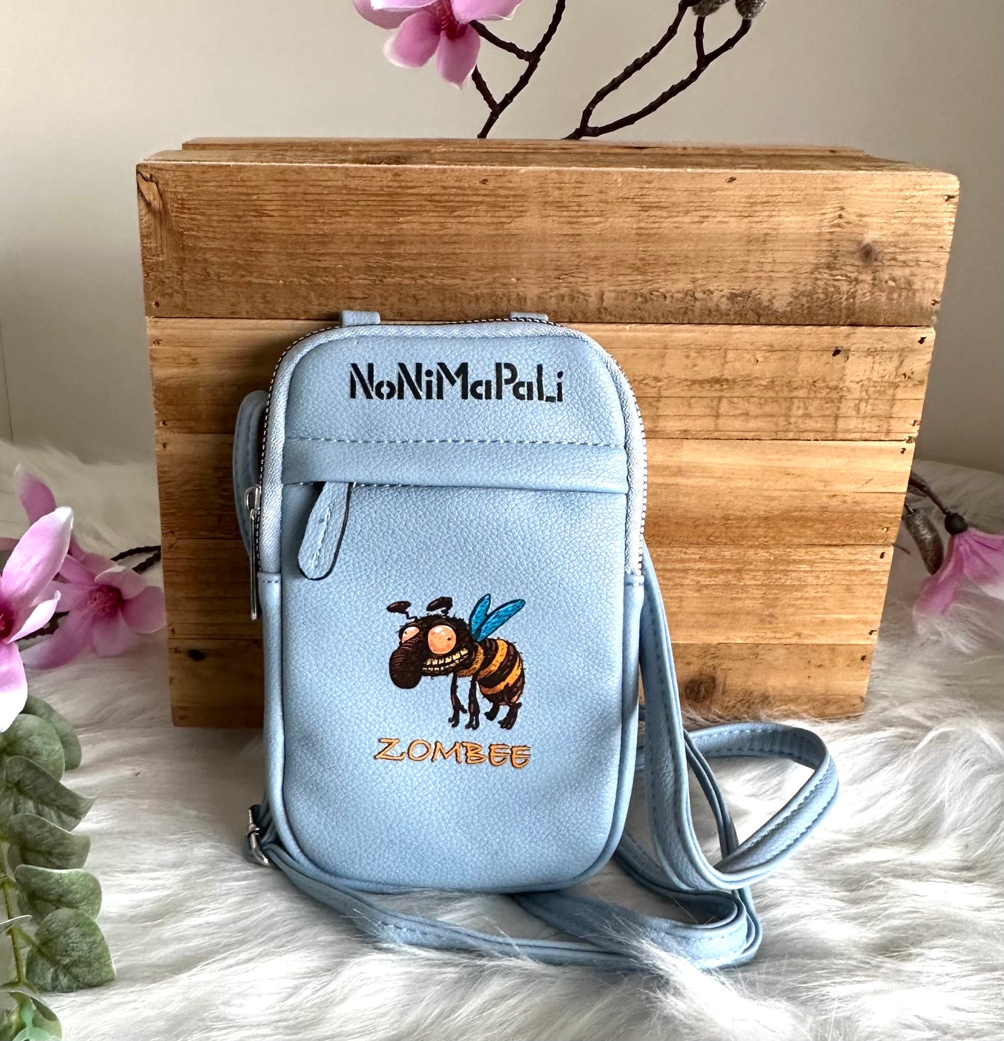 Umhängetasche hellblau zombee