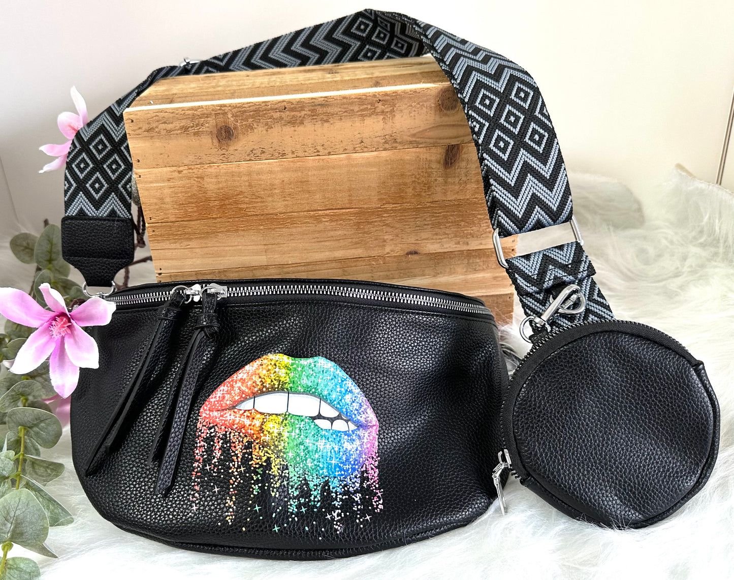Body-Bag XL Rainbow Lips