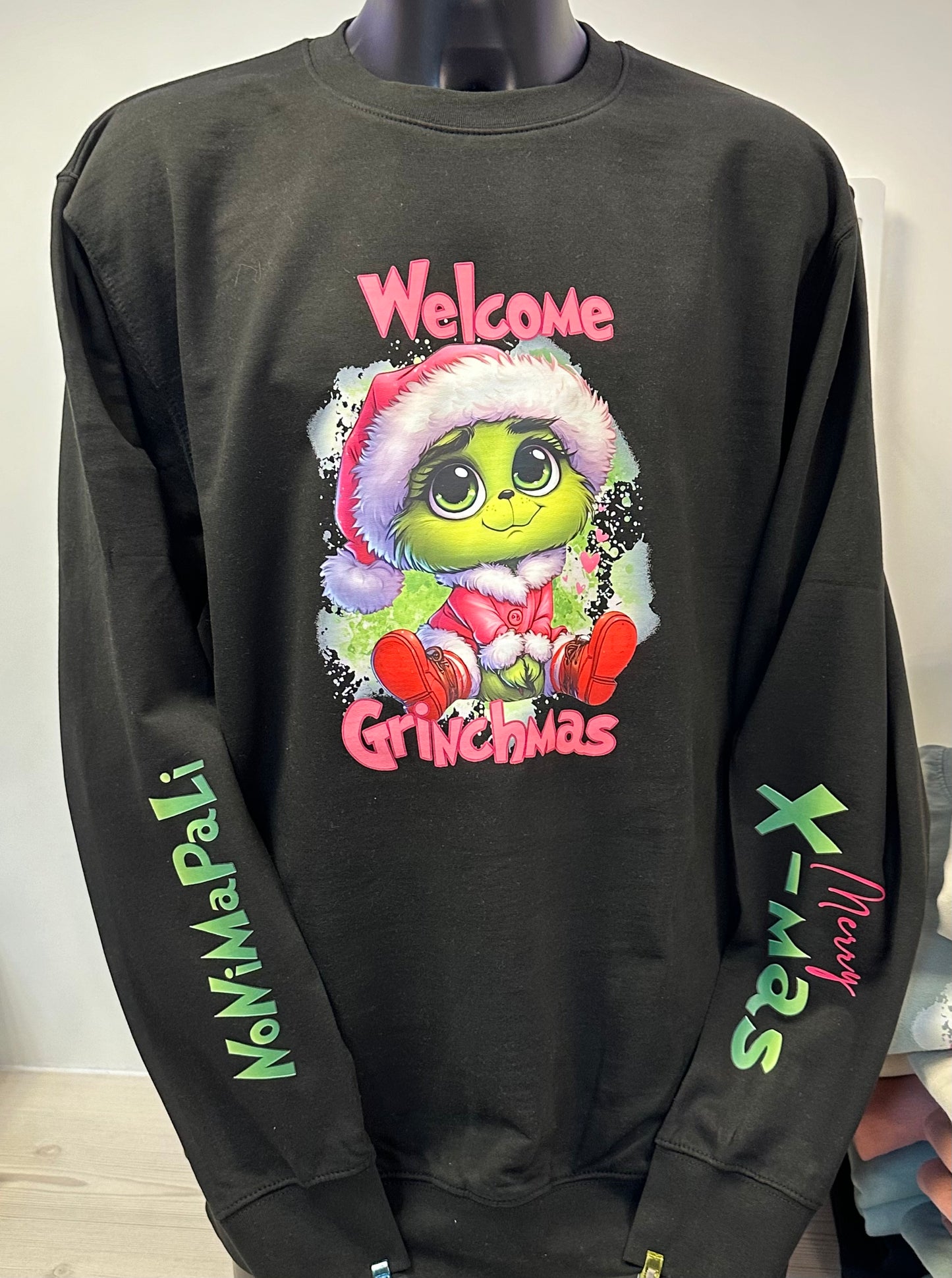 Sweater Welcome Grinchmas